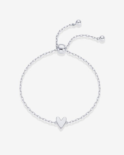Pulsera Adelaida de Vega Madrid con corazones a juego, detalles en plata y diseño elegante para mujeres.
