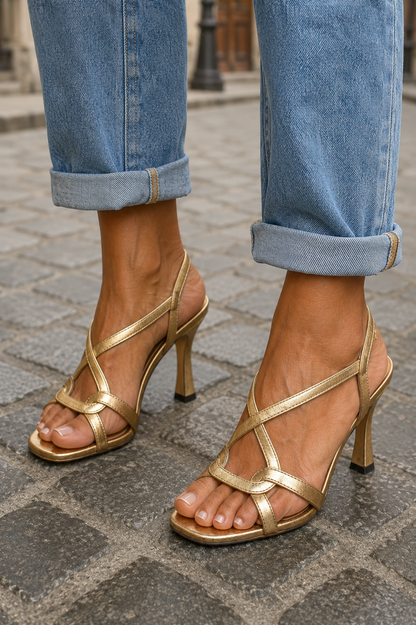 Kasandra | Sandalias de tacón Golden Summer Charm
