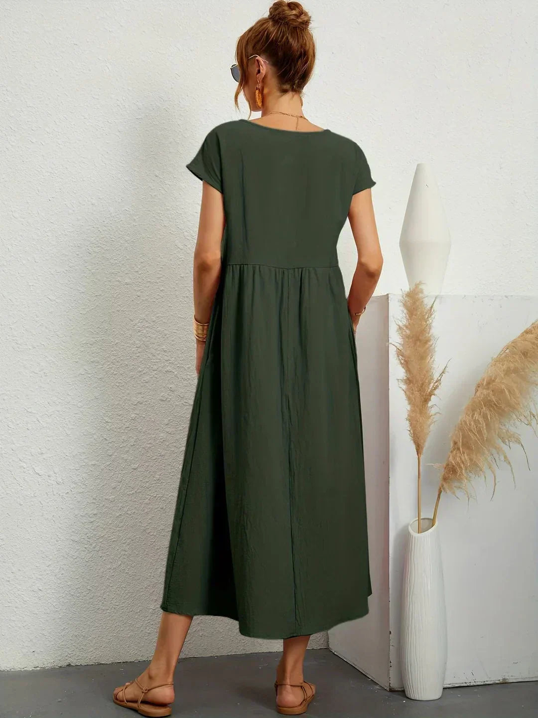 Gabriela - Vestido midi fluido con elegancia atemporal