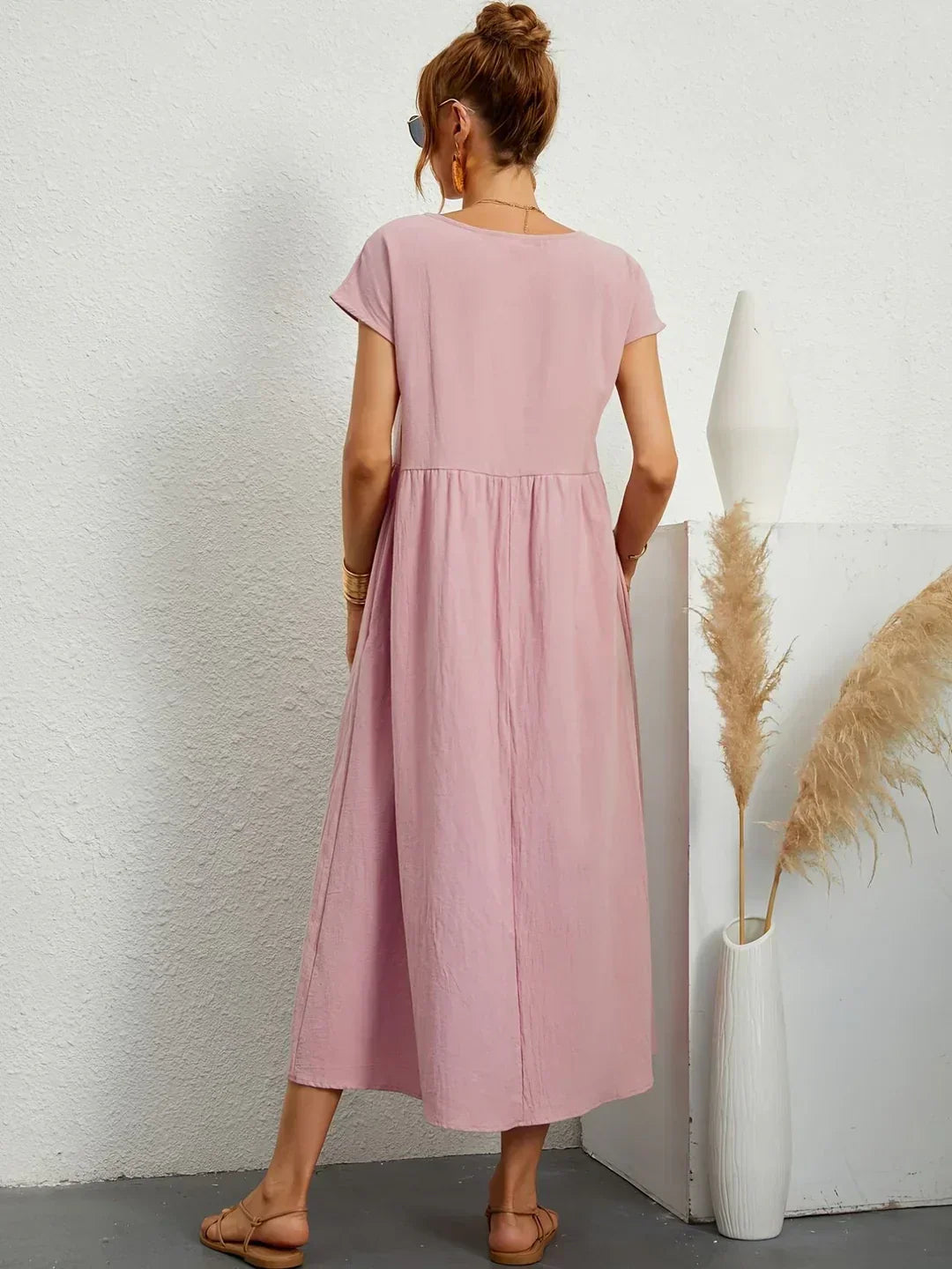 Gabriela - Vestido midi fluido con elegancia atemporal